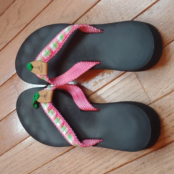 Eliza B Flip Flops - Picture 4 of 12